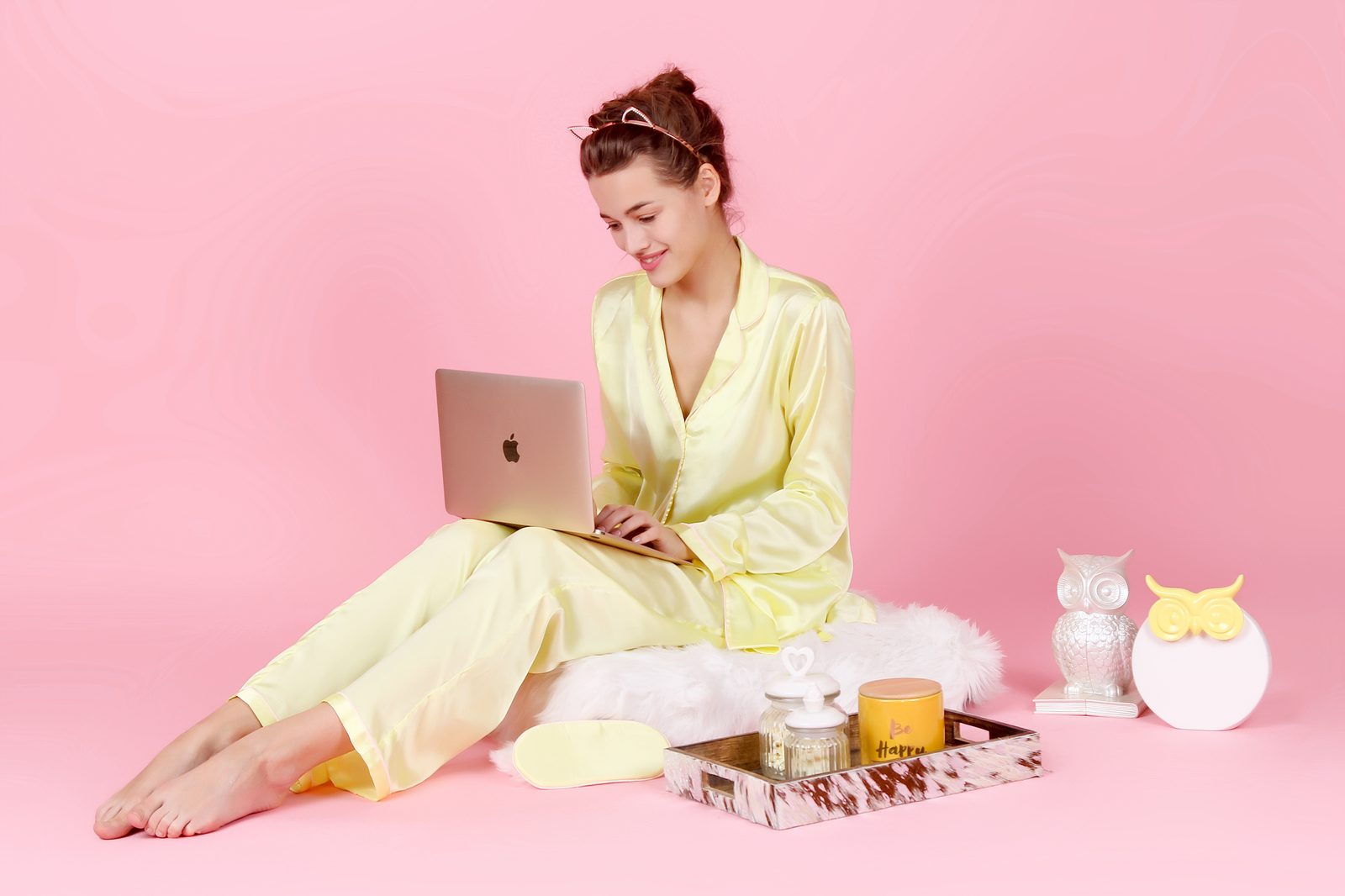 Female Nightwear & Sleepwear Photoshoot Commercial Shoot